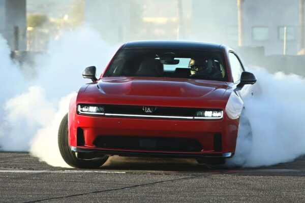 Dodge Charger Sixpack looks better than we thought
