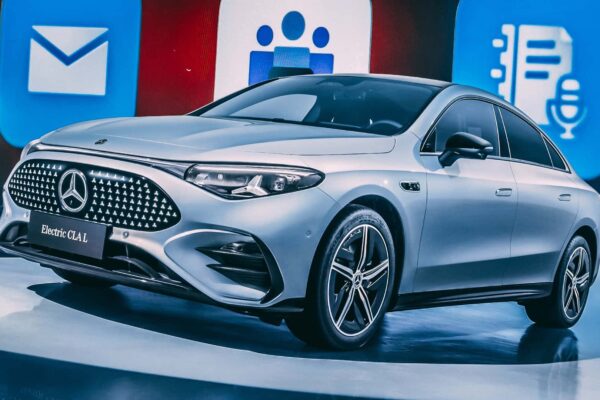 Mercedes gives customers the only thing they always want: Microsoft teams