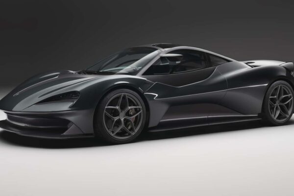 The new Supercar in Lanzante contains three seats and costs seven numbers