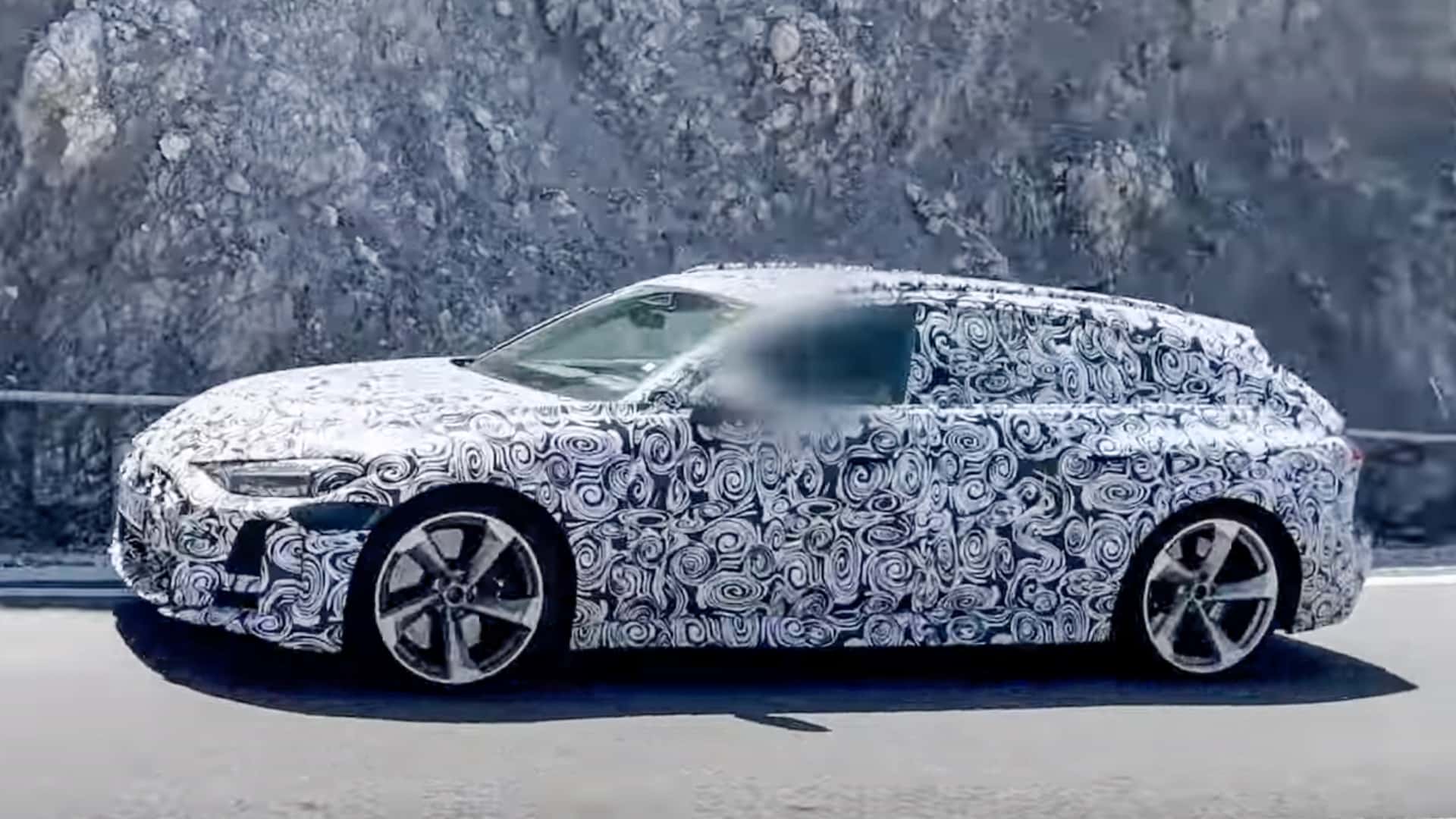 What engine is hiding this initial Audi RS6 Avant?