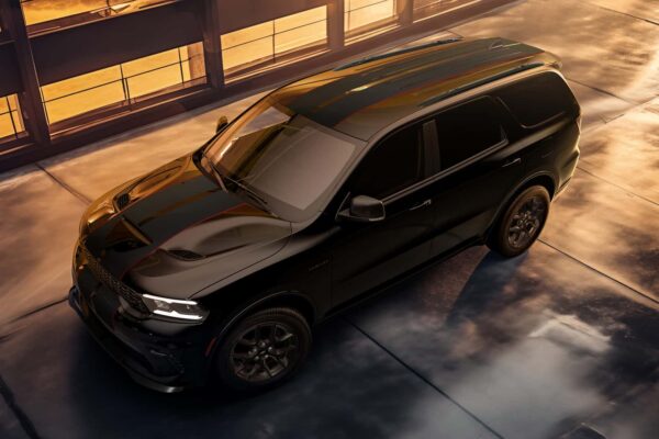 Dodge Durango only goes V-8 for 2026