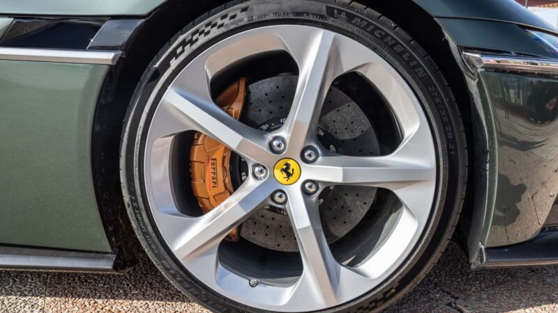 Ferrari denies that it delays EV again. It does not even exist