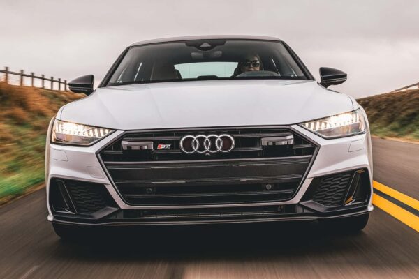 Mit: Audi A7 and S7
