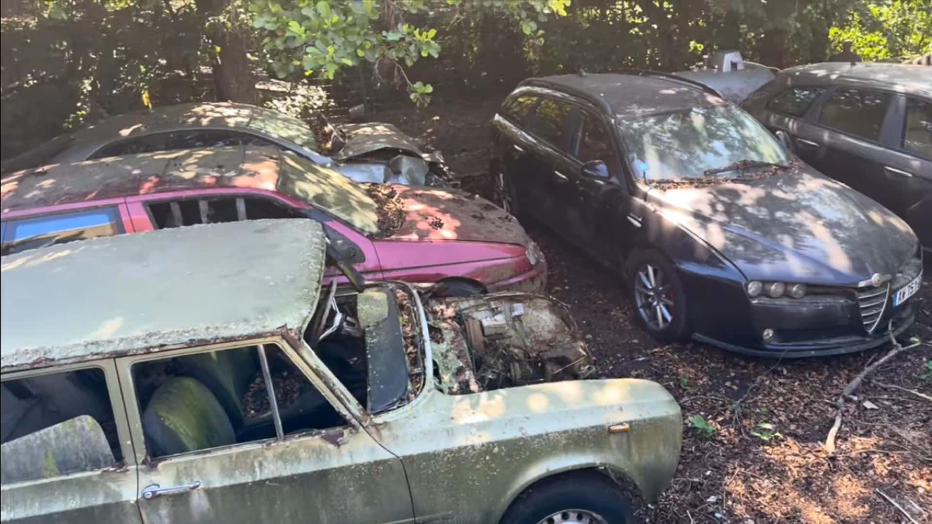 This is an abandoned alpha Romeo merchant that hides some iconic cars