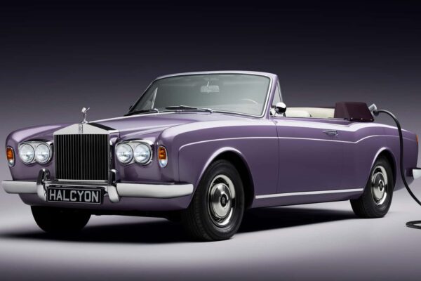 This rolls-Royce restomod hides a quiet secret
